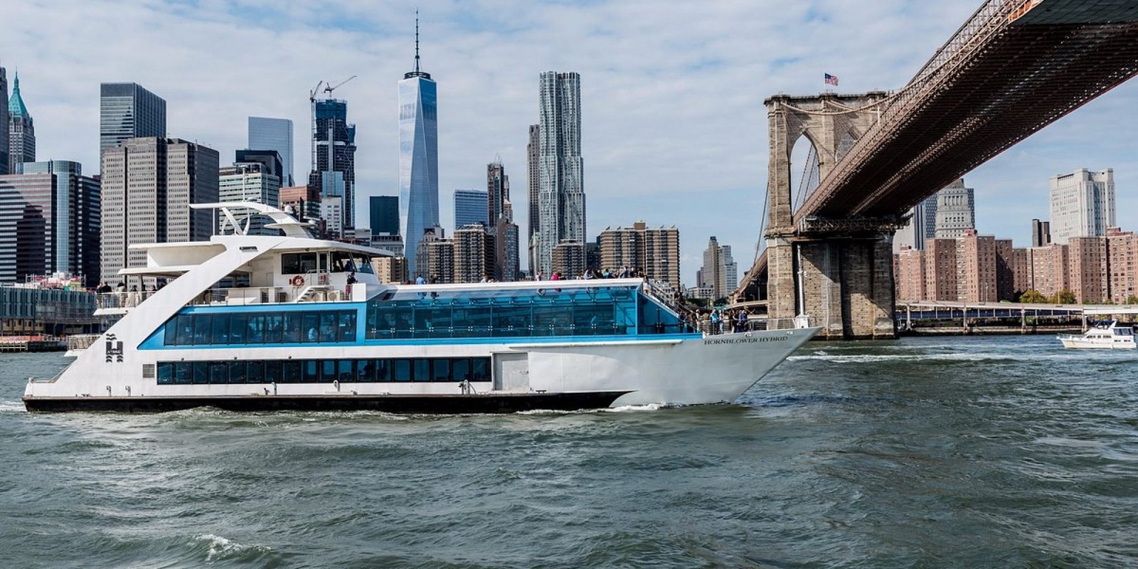 hornblower-hybrid-cruising